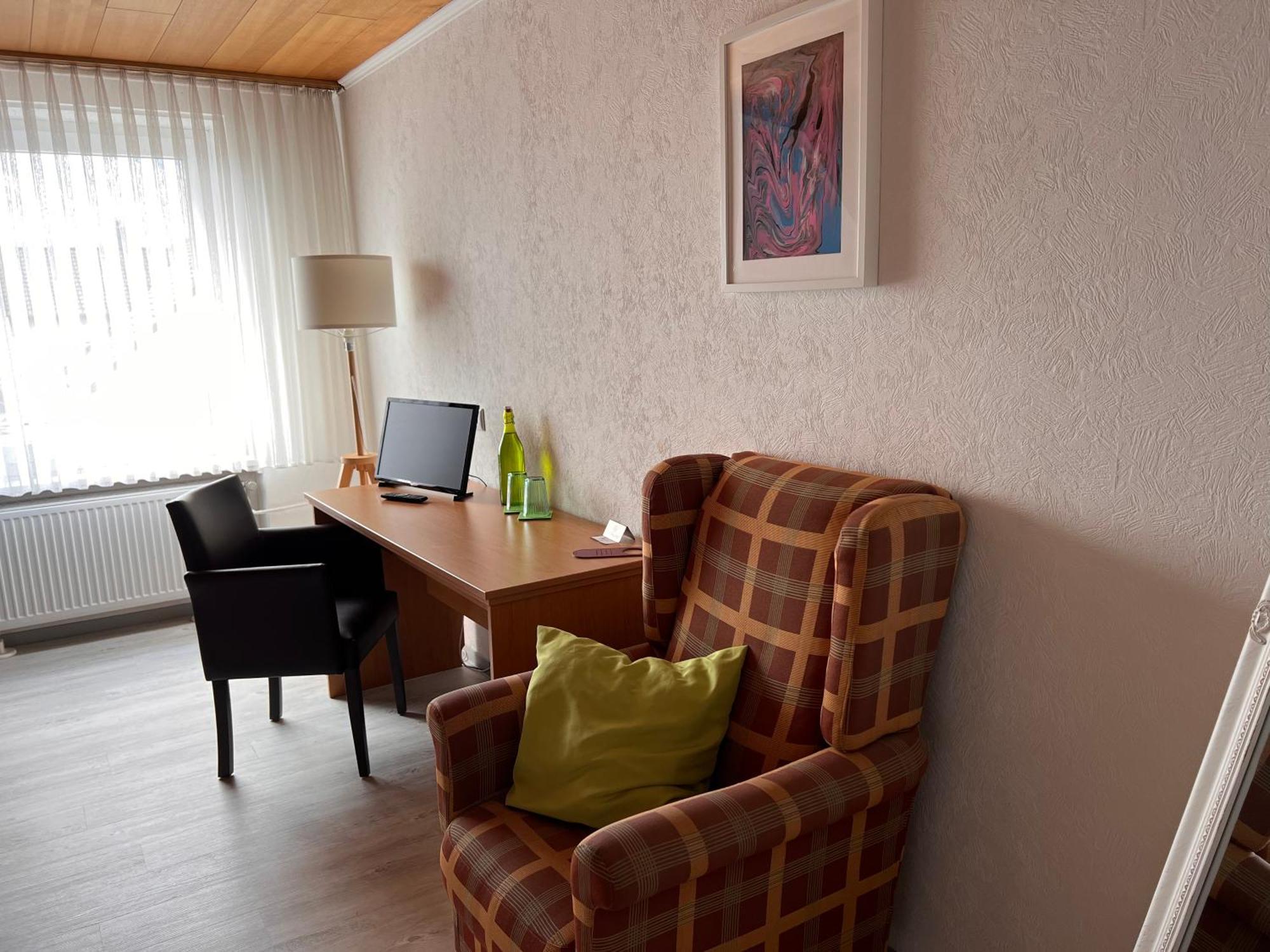 Hotel Restaurant Koerber ガルプセン エクステリア 写真